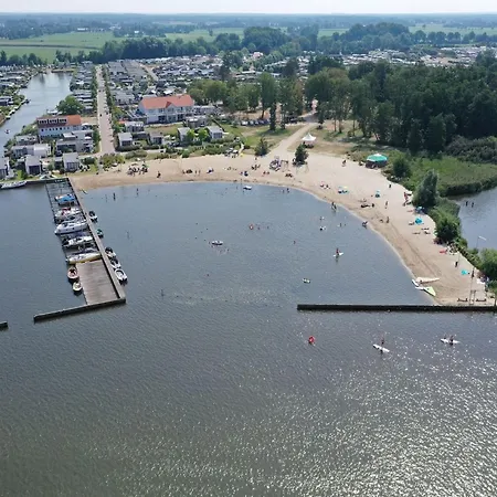 On The Water At The Beautiful Veluwemeer Chalet Nunspeet